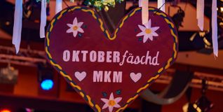 Partystimmung, coole Leute und jede Menge Musik: So war das "Oktoberfäschd" der Musikkapelle Maichingen